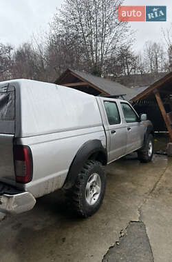 Пікап Nissan NP300 2011 в Нижній Апші