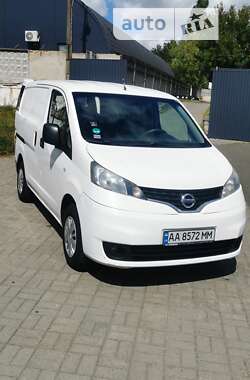 Грузовой фургон Nissan NV200 2014 в Киеве