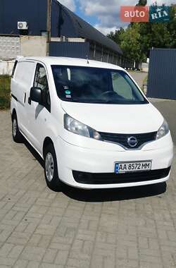 Грузовой фургон Nissan NV200 2014 в Киеве