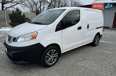 Вантажопасажирський фургон Nissan NV200 2016 в Харкові