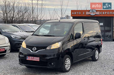 Мінівен Nissan NV200 2013 в Рівному