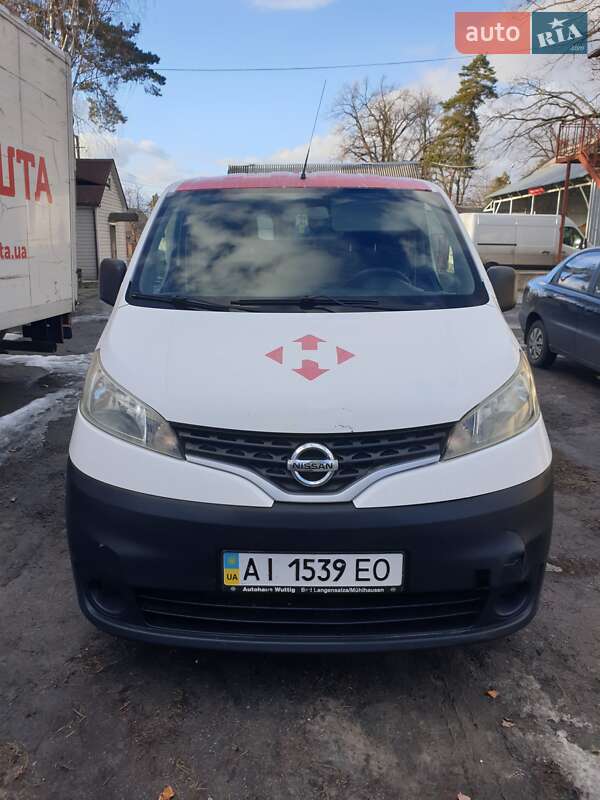 Nissan NV200 2011