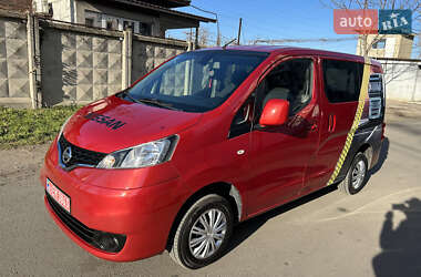 Минивэн Nissan NV200 2012 в 