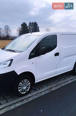 Грузовой фургон Nissan NV200 2016 в Одессе