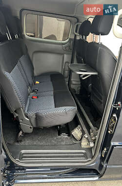 Минивэн Nissan NV200 2012 в 