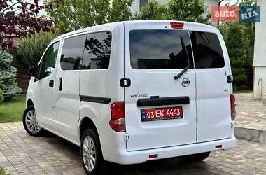 Минивэн Nissan NV200 2014 в 