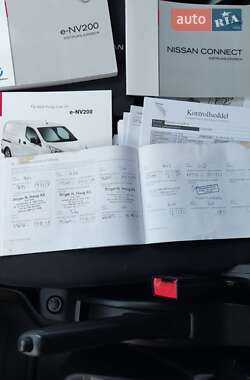 Вантажний фургон Nissan NV200 2016 в 
