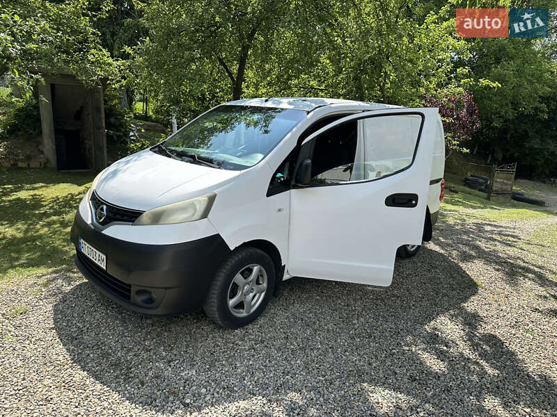 Nissan NV200 2011 Nissan NV200 2011