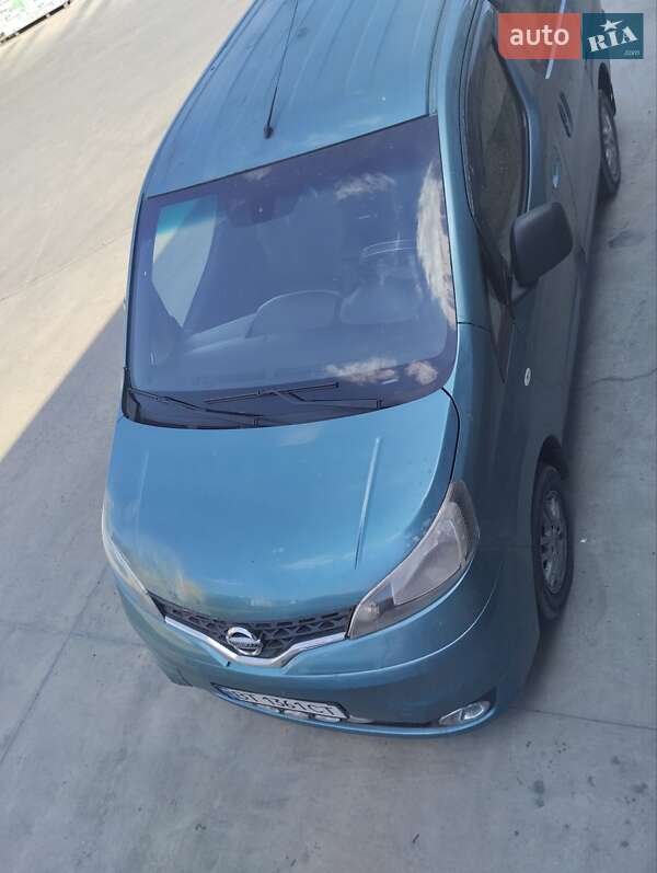 Мінівен Nissan NV200 2012 в Херсоні