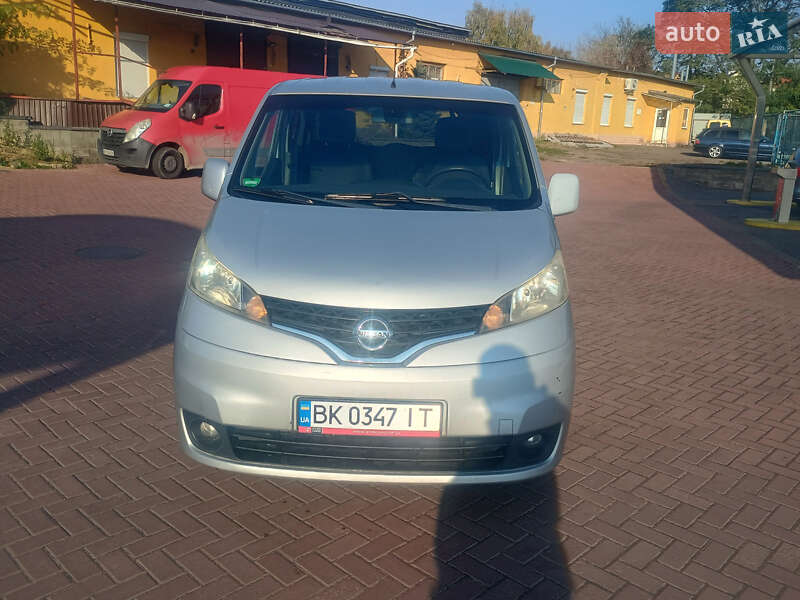 Минивэн Nissan NV200 2011 в Ровно фото 5 Минивэн Nissan NV200 2011 в Ровно