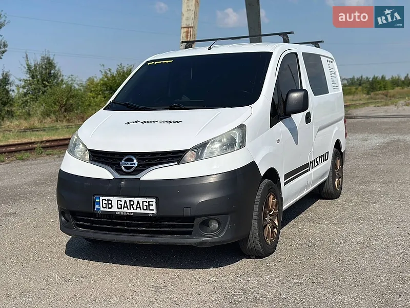 Nissan NV200 2013