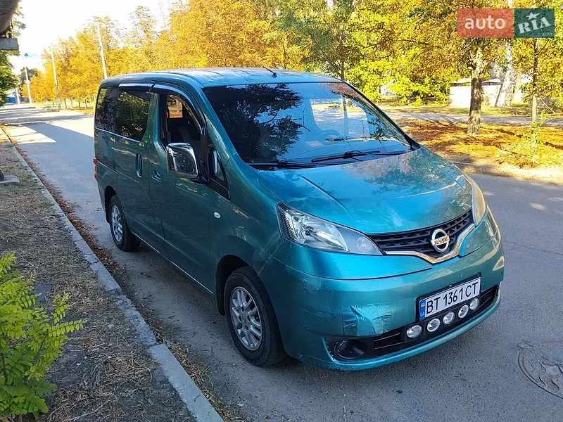 Nissan NV200 2012