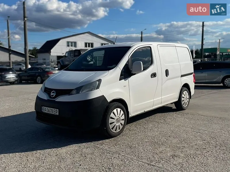 Nissan NV200