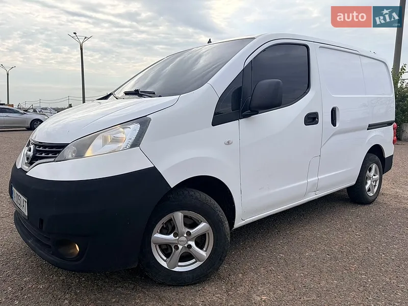 Nissan NV200