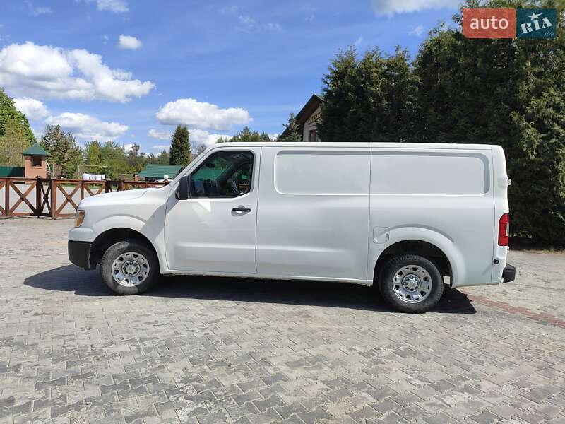 Nissan NV2500 2017