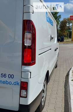 Грузовой фургон Nissan NV300 2019 в 