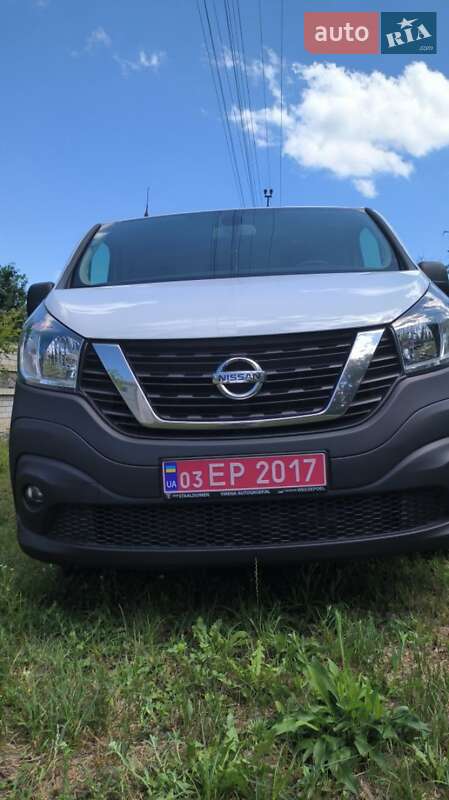 Вантажний фургон Nissan NV300 2019 в Харкові