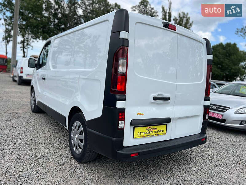 Вантажний фургон Nissan NV300 2019 в Умані фото 2 Вантажний фургон Nissan NV300 2019 в Умані