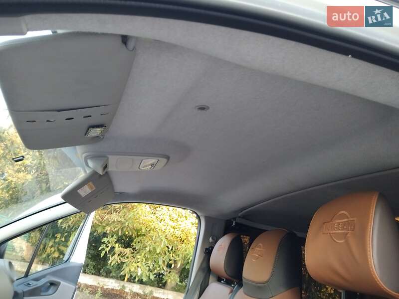 Мінівен Nissan NV300 2017 в Володимирі