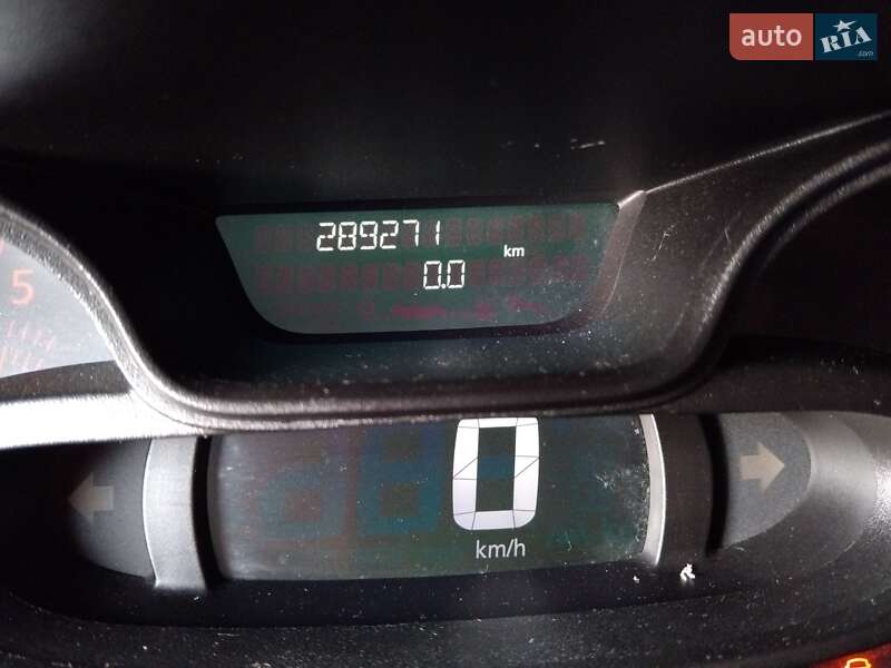 Мінівен Nissan NV300 2017 в Володимирі