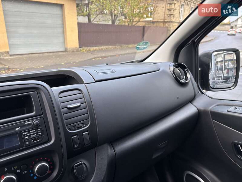 Мінівен Nissan NV300 2020 в Луцьку