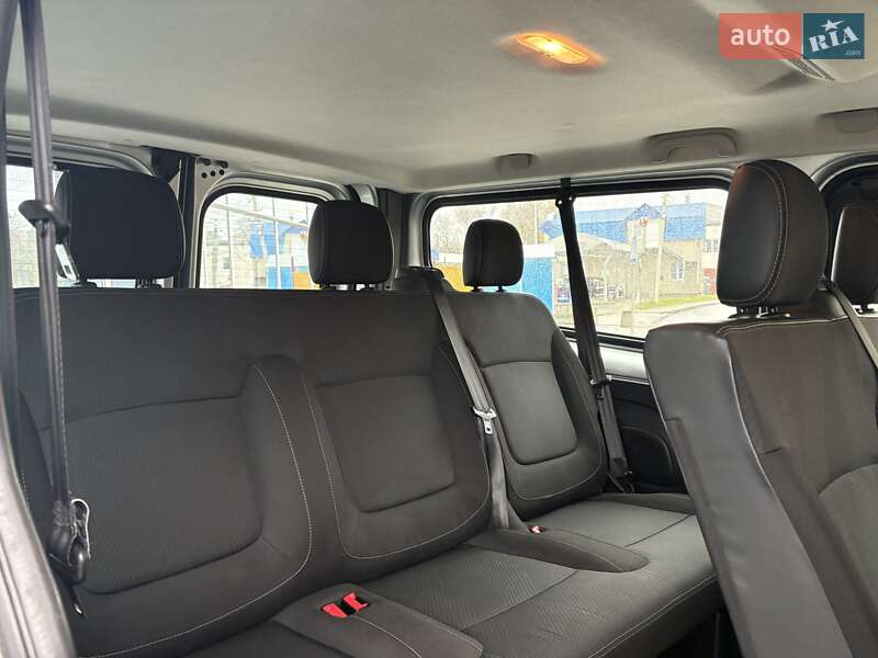 Минивэн Nissan NV300 2020 в Луцке фото 28 Минивэн Nissan NV300 2020 в Луцке