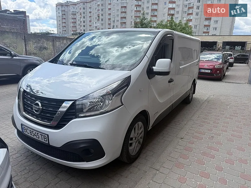 Nissan NV300 2018