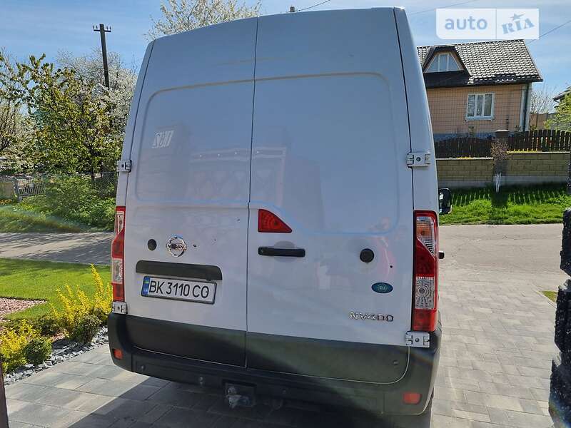 Мікроавтобус Nissan NV400 2016 в Рівному
