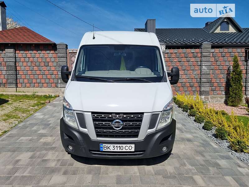 Мікроавтобус Nissan NV400 2016 в Рівному