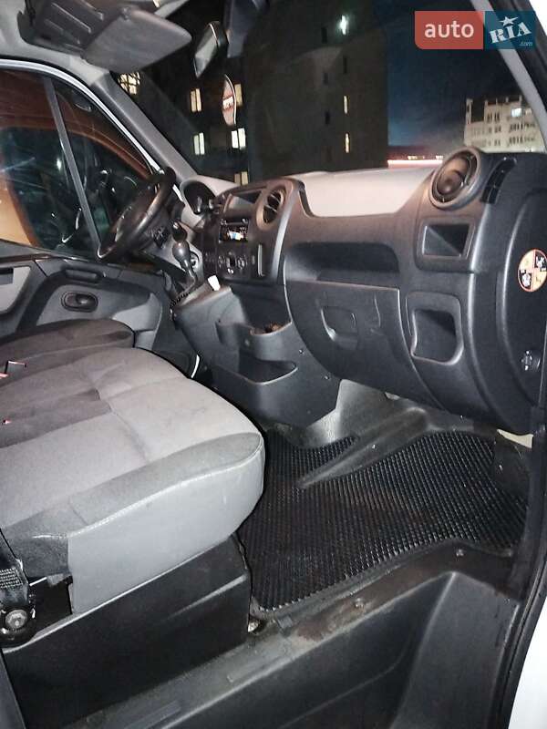 Мікроавтобус Nissan NV400 2017 в Запоріжжі