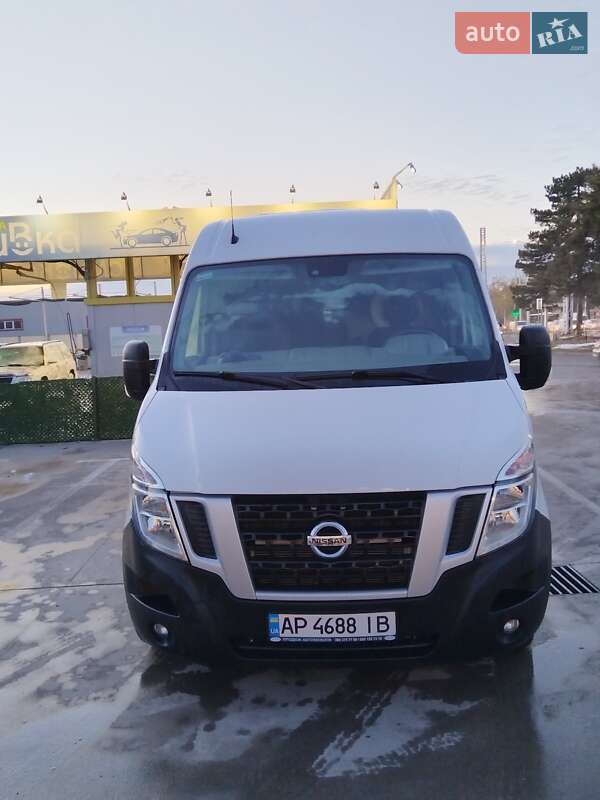 Мікроавтобус Nissan NV400 2017 в Запоріжжі