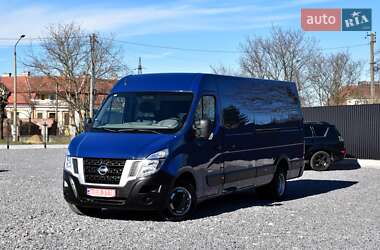 Вантажний фургон Nissan NV400 2014 в Львові