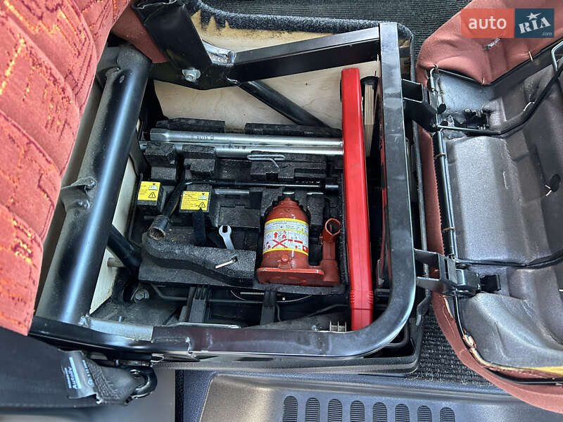 Туристический / Междугородний автобус Nissan NV400 2013 в Киеве