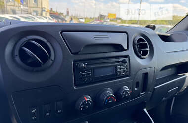 Вантажний фургон Nissan NV400 2019 в Стрию