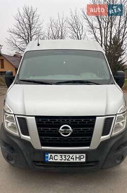 Вантажний фургон Nissan NV400 2017 в Луцьку