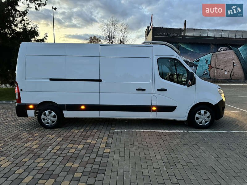 Вантажний фургон Nissan NV400 2020 в Луцьку