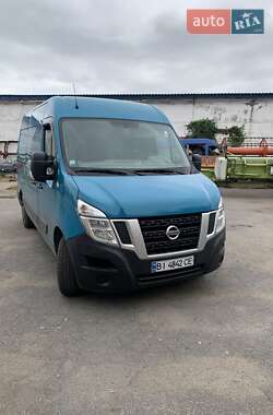 Вантажний фургон Nissan NV400 2012 в Лубнах