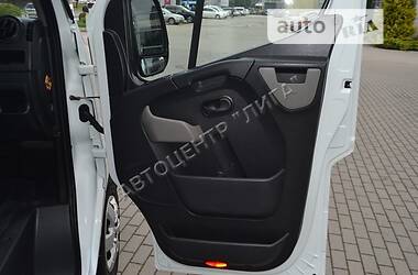 Вантажопасажирський фургон Nissan NV 2016 в Хмельницькому