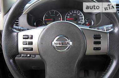 Внедорожник / Кроссовер Nissan Pathfinder 2006 в Днепре