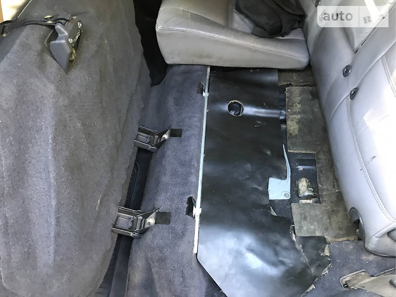 Внедорожник / Кроссовер Nissan Pathfinder 1997 в Киеве