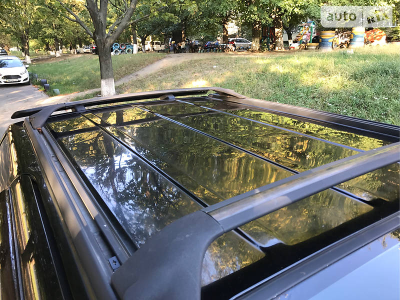 Внедорожник / Кроссовер Nissan Pathfinder 1997 в Киеве