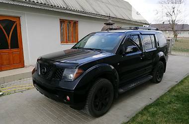 Позашляховик / Кросовер Nissan Pathfinder 2005 в Чернівцях