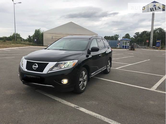 Внедорожник / Кроссовер Nissan Pathfinder 2013 в Полтаве фото Внедорожник / Кроссовер Nissan Pathfinder 2013 в Полтаве