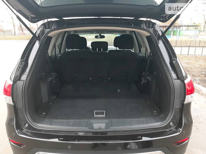 Позашляховик / Кросовер Nissan Pathfinder 2015 в Києві фото 8 Позашляховик / Кросовер Nissan Pathfinder 2015 в Києві