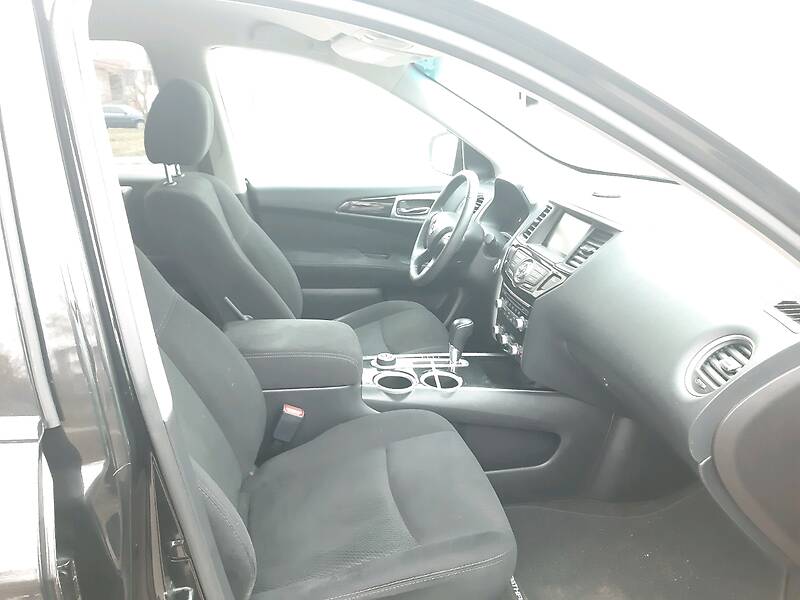 Позашляховик / Кросовер Nissan Pathfinder 2015 в Києві фото 15 Позашляховик / Кросовер Nissan Pathfinder 2015 в Києві