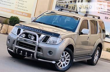 Позашляховик / Кросовер Nissan Pathfinder 2012 в 