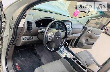 Позашляховик / Кросовер Nissan Pathfinder 2012 в 