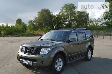 Внедорожник / Кроссовер Nissan Pathfinder 2006 в Кременчуге