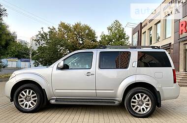 Позашляховик / Кросовер Nissan Pathfinder 2013 в 