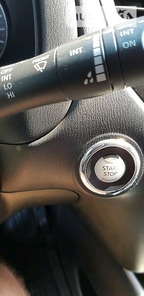 Позашляховик / Кросовер Nissan Pathfinder 2016 в Дніпрі